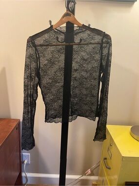 Buckle Black Sheer Lace Long-Sleeve Top